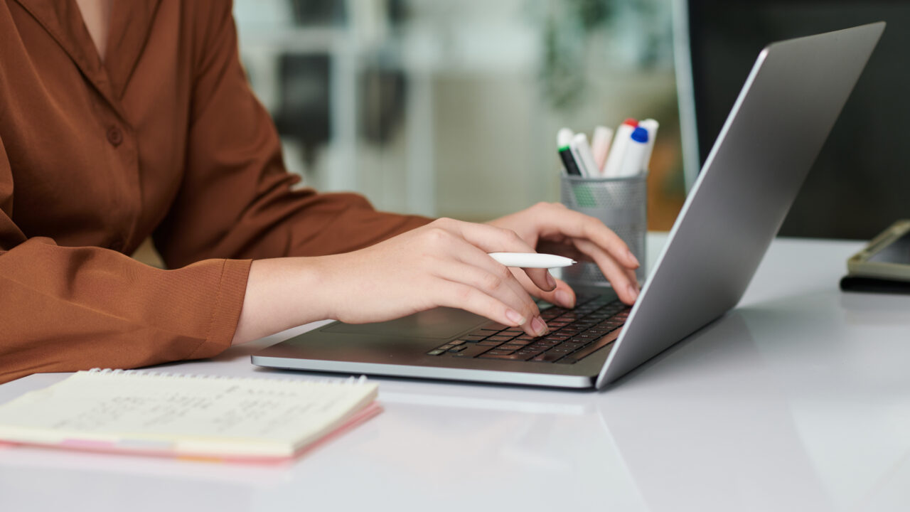 Writing the Best Event Descriptions with Examples